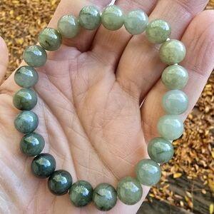 8mm Gradient Myanmar Jade Bracelet.